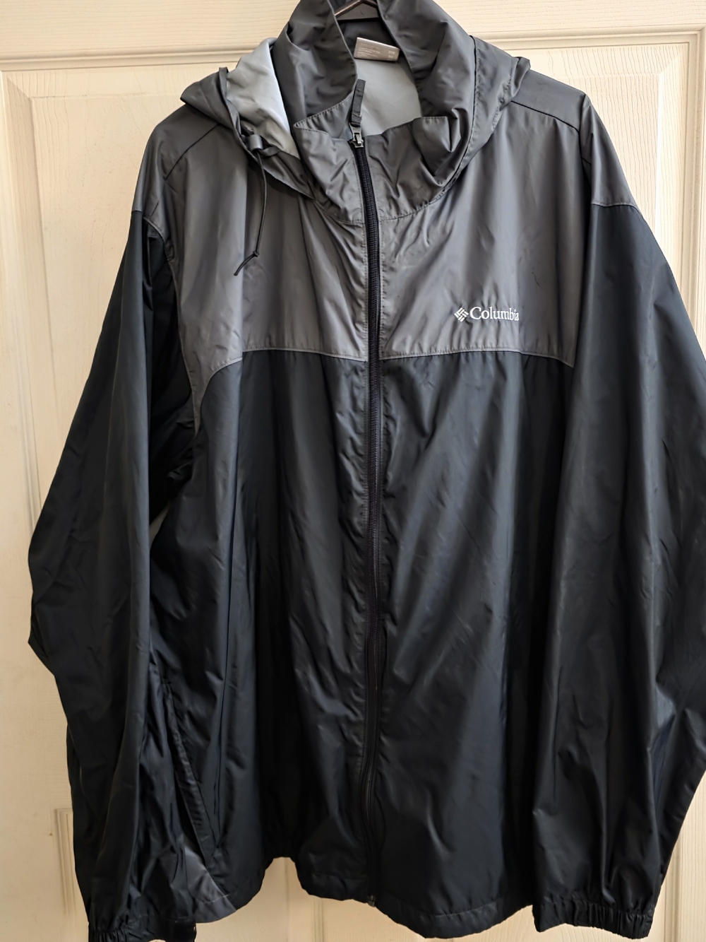 Columbia Unisex Black Hooded Windbreaker Jacket